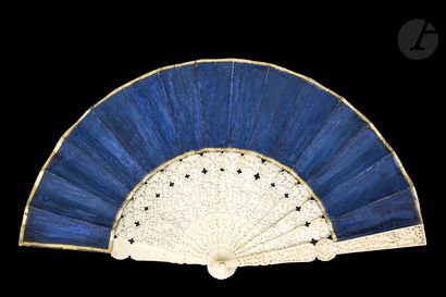 null The palanquin, China, 19th century
Folded fan, the double sheet of paper painted...