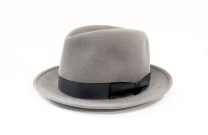 null MOTSCH for Hermès. Mantua hat in dark grey Ukrainian rabbit felt. Size 58 Marked....