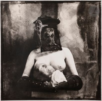 Joel-Peter Witkin (1939) Woman with severed...