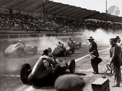 null Jean Dieuzaide (1921 - 2003) 
Ashmore on Maserati 4CLT/48, Ralph and Bira. Grand...