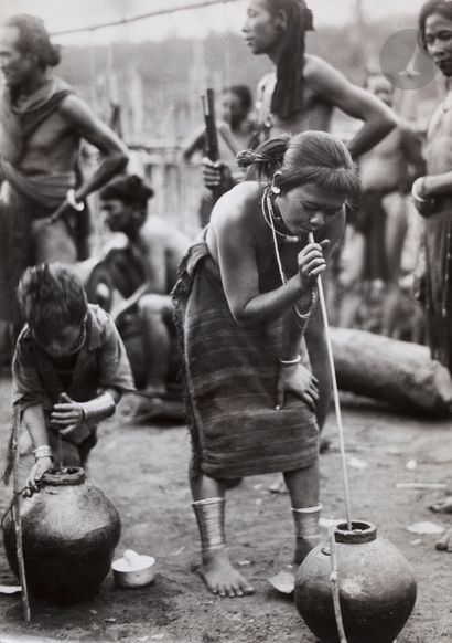 null Hugo Bernatzik (1897 - 1953) 
Vietnam. Rhade people, 1936 - 1937. 
Traditional...