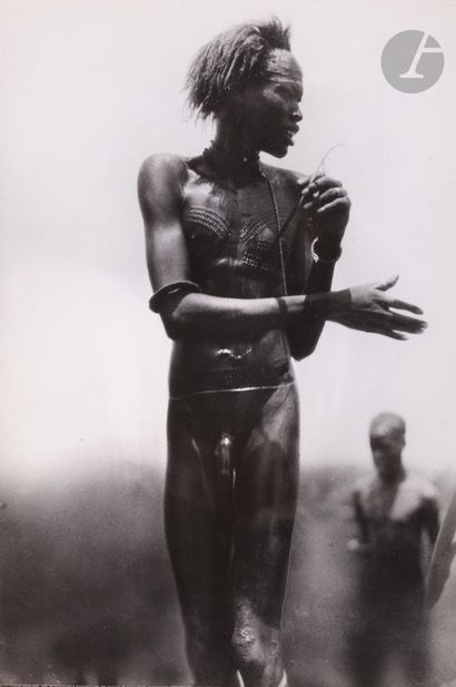 null 
Hugo Bernatzik (1897 - 1953) 

Sudan. Nuer people, 1927. 

Bahr el Zeraf. Warriors....