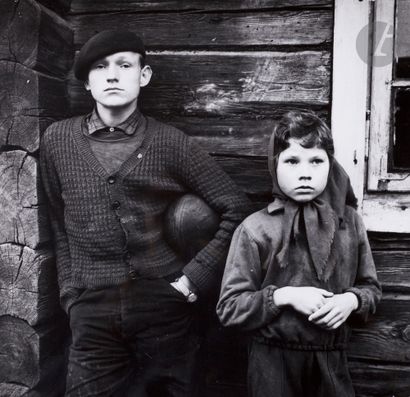 null Antanas Sutkus (1939) 
Dzukijos Vaikai [Children of Dzukiya], 1965. 
Vintage...