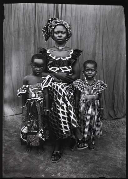 null Seydou Keita (1921 - 2001) 
Seydou Keita, Bamako, Mali, 1948 - 1963. 
Steidldangin....