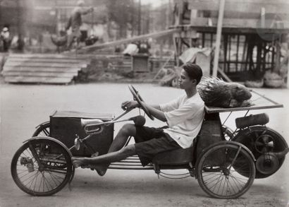 null Hugo Bernatzik (1897 - 1953) 
Thaïlande. Bangkok, 1936 - 1937. 
Marché flottant....