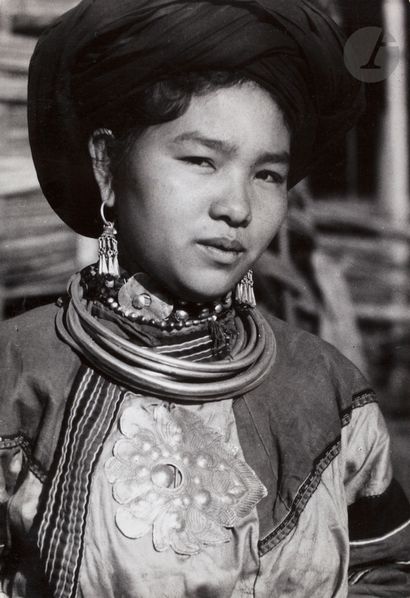 null Hugo Bernatzik (1897 - 1953) 
Thailand. Burma. China. Tibet. Lisu people, 1936...