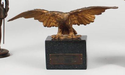 Aigle prussien aux ailes éployées, en bronze...