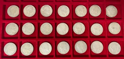 null 21 pièces de 10 Francs. Type Turin. 1929 (2) - 1931 (5) - 1932 (4) - 1933 (5)...