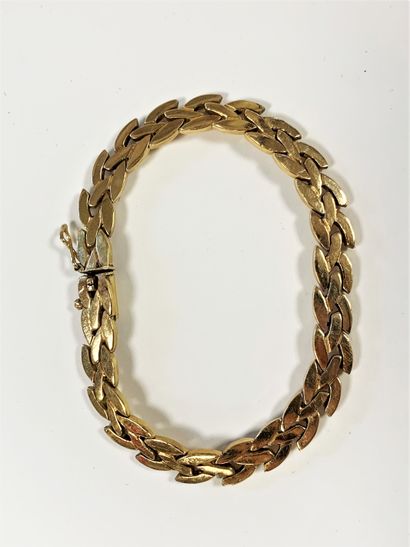  Bracelet en or (18K) à maillons épis articulés Poids 35.4 g