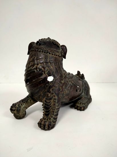 null Chimera probably forming a perfume burner, China, 17th century
styleBronze,...