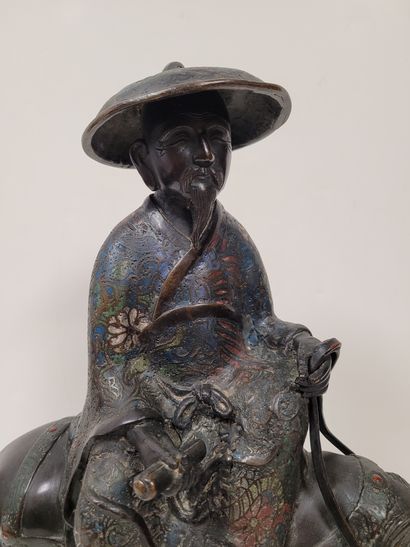 null Toba sur sa mule, Japon, vers 1900
Statuette en bronze à patine brune et émaux...