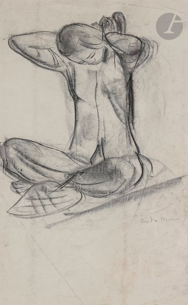 null André MAIRE (1898-1984)
Femme assise se coiffant
Fusain.
Signé en bas à droite.
(Plis).
53...