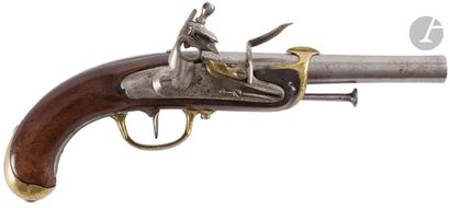 null Rare pistolet de marine à silex, modèle 1779 du 1er type.
Canon rond à méplat...