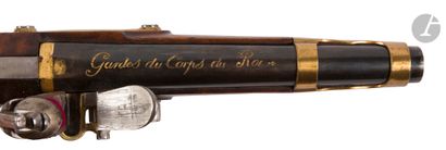 null Pistolet de garde du corps du Roi, 1er modèle, 1814.
Canon rond rebleui, gravé...