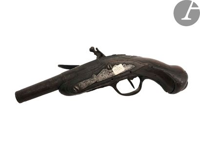 null Flintlock travel pistol.
Round barrel with sides to the thunder. Lock signed...