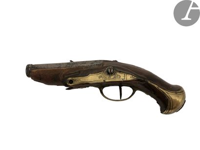 null Flintlock travel pistol.
Round barrel with sides with the thunder. Engraved...