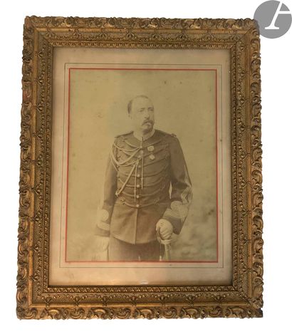  Grande photographie rehaussée du colonel d'infanterie rattaché à l'état-major Alexandre...
