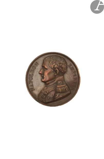 null « Napoléon Empereur ».
Médaille en bronze.
Avers : L’Empereur en buste de profil.
Revers :...
