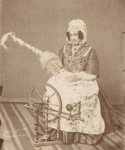  Unidentified photographer Old costume, arlesienne type, c. 1880 . Legend in the...
