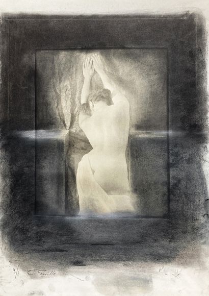 null Claude Fauville (1940) 
Draped Female Nudes, c. 1990. 
Three platinum prints,...