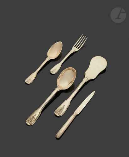 null PARIS 1782 - 1788
Set of ten spoons, eleven forks, eighteen knives accompanied...
