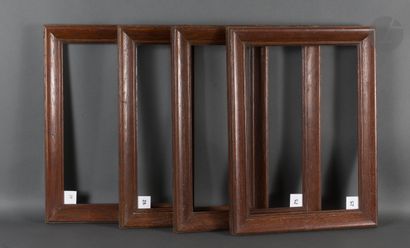 null Suite of four frames in molded oak on a fir wood core. 19th century.
29,5 x...