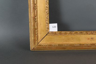 null Pair of carved oak frames decorated with a rosary frieze and rais-de-coeur on...