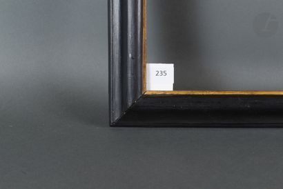 null Paire de cadres en bois mouluré et noirci, dorés à la vue. Italie, XVIIIe siècle.
50 x 64,4 cm...