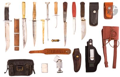 Divers. 
12 poignards, couteaux, dagues,...