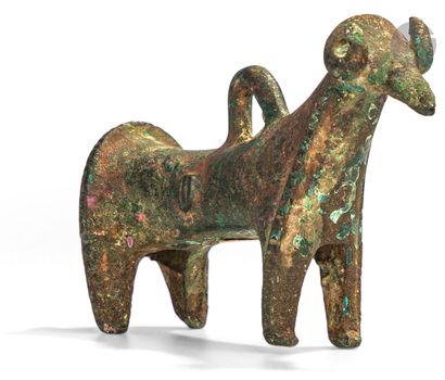 null Pendeloque representing a ram. On its back a bélière.
Bronze.
Persia, Sassanid...