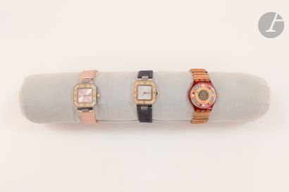 Lot composé de trois montres bracelets pour...