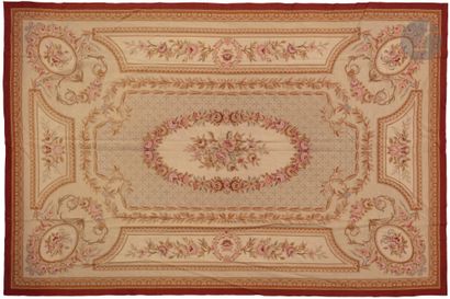 null Carpet in the point with decoration of a big central motive flowered in a frame...