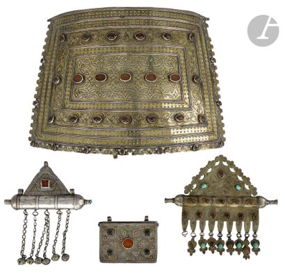null Onikisimli egme headdress element, Turkmenistan, Tekke, 20th
centurySilver,...