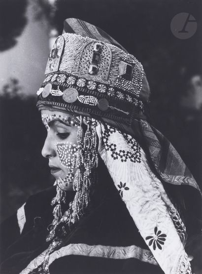  Jean Besancenot (1902-1992) Femmes citadines du Maroc, 1934-1939. Rabat. Mariée....