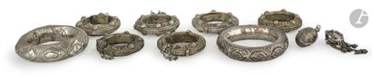 Set of silver and silver-plated metal bracelets,...