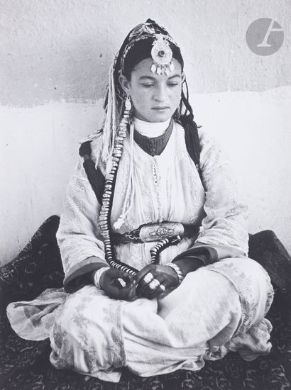  Jean Besancenot (1902-1992) Femmes citadines du Maroc, 1934-1939. Mogador. Costume...