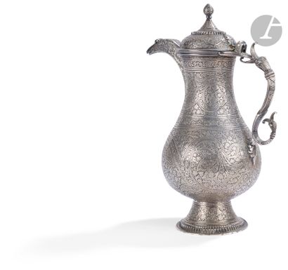 null Silver coffee pot, Kashmir, end of XIXth - beginning of XXth centuryVersatile...