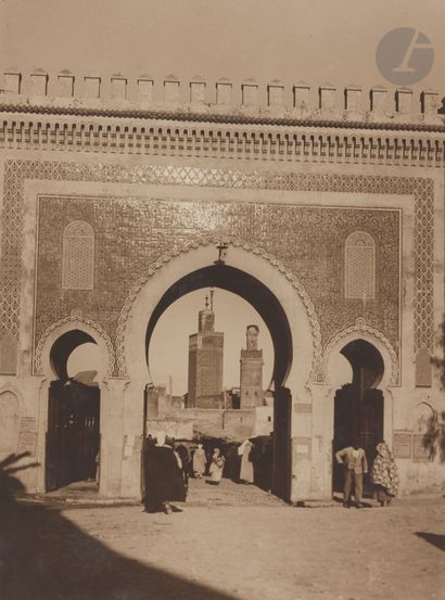 null Amateur photographerMorocco
, c. 1925.
Rabat. Military processions. Moulay Youssef....