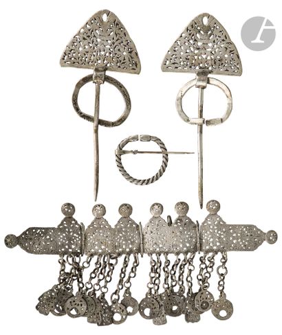 null Jbin tiara and three fibulae, Tunisia, early 20th century-
The tiara, probably...