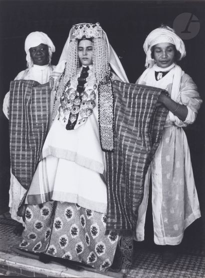  Jean Besancenot (1902-1992) Femmes citadines du Maroc, 1934-1939. Marrakech. Jardin...