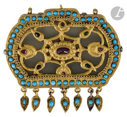  Important pendentif en jadéite et collier en or serti de turquoises, Iran ou Afghanistan,...