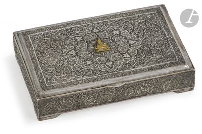 null Silver box with a solar lion, Iran qâjâr, 20th centuryA
rectangular format on...