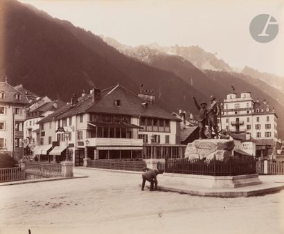 null Maison Adolphe Braun
Alpes, c. 1895.
Chamonix. Église Saint-Michel de Chamonix-Mont-Blanc....