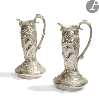 null JEAN-MAURICE PETIZON (1855-1922) - GEORGES TERZIAND COLLECTION Two
pewter truncated...