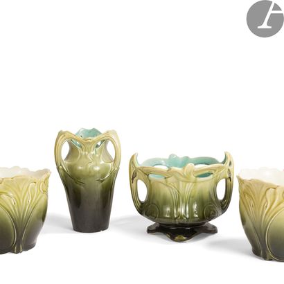 null MANUFACTURE FIVES-LILLE - COLLECTION GEORGES TERZIANSet of
3 pots and a vase...