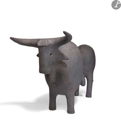 null DOMINIQUE POUCHAIN (NÉ EN 1956)
Toro
Sculpture. Épreuve en céramique au jus...