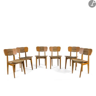 null DANS LE GOÛT DE ROGER LANDAULT (1919-1983) 
Suite de 6 chaises. Les structures...