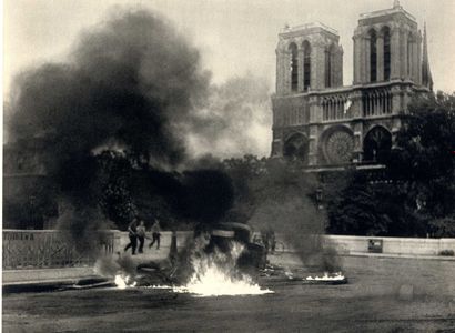 null [PARIS]

Paris du 19 au 26 août 1944.
Paris, Ville de Paris, 1945.

In-4 (30,5...