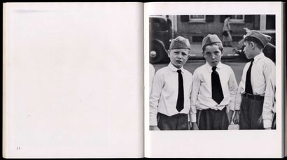 null EVANS, Walker (1903-1975)

Americans photographs.
New York, Museum of Modern...