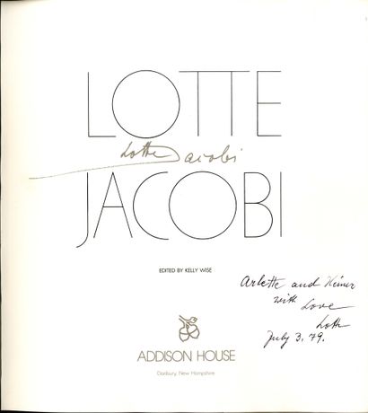 null JACOBI, Lotte (1896-1990) [Signed]

Lotte Jacobi.
Danbury, Addison House, 1978.

In-4...